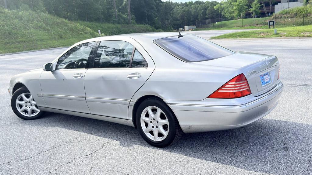 2006 Mercedes-Benz S-Class - $3,800