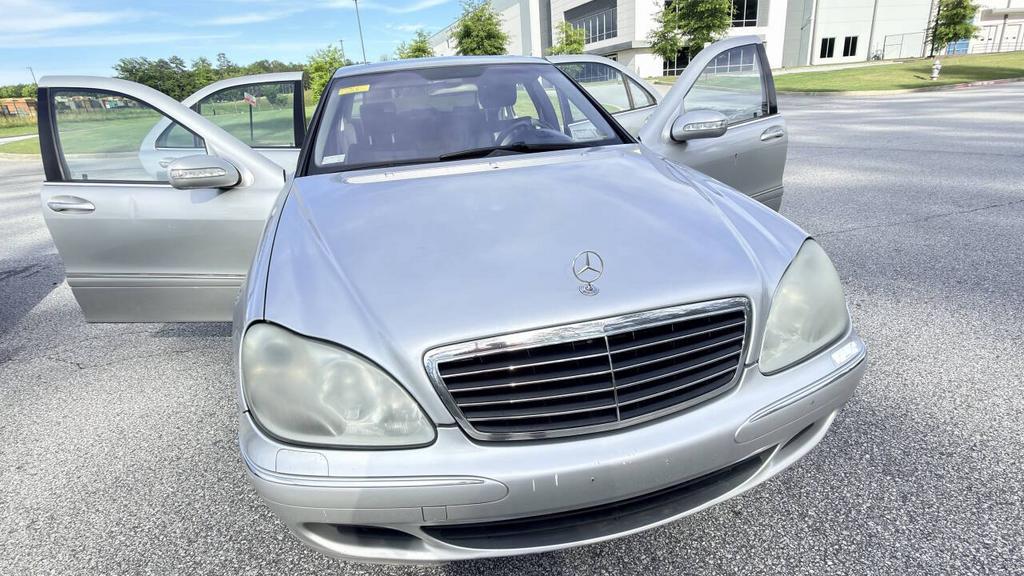 2006 Mercedes-Benz S-Class - $3,800