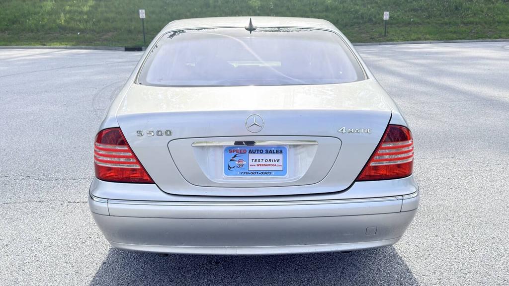 2006 Mercedes-Benz S-Class - $3,800