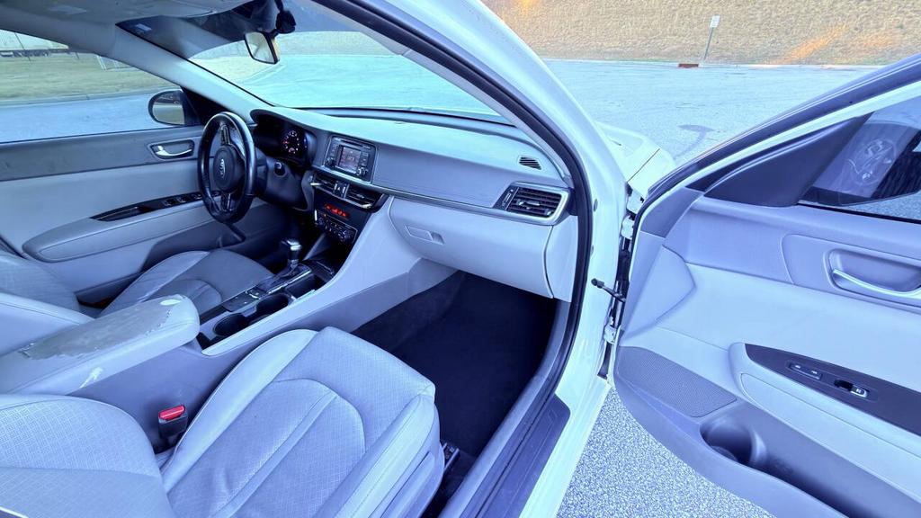 2016 Kia Optima - $6,500