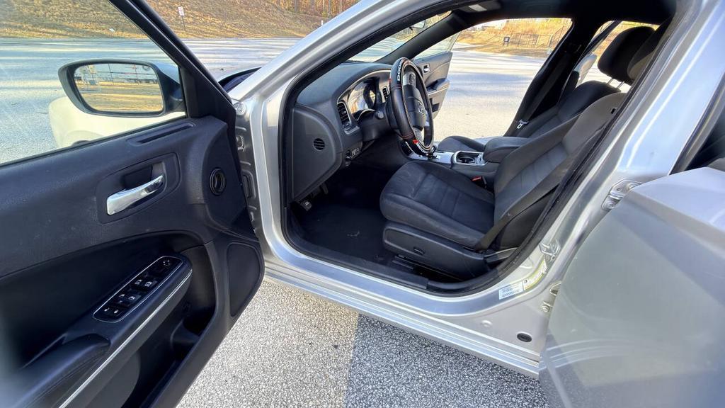 2012 Dodge Charger - $5,500