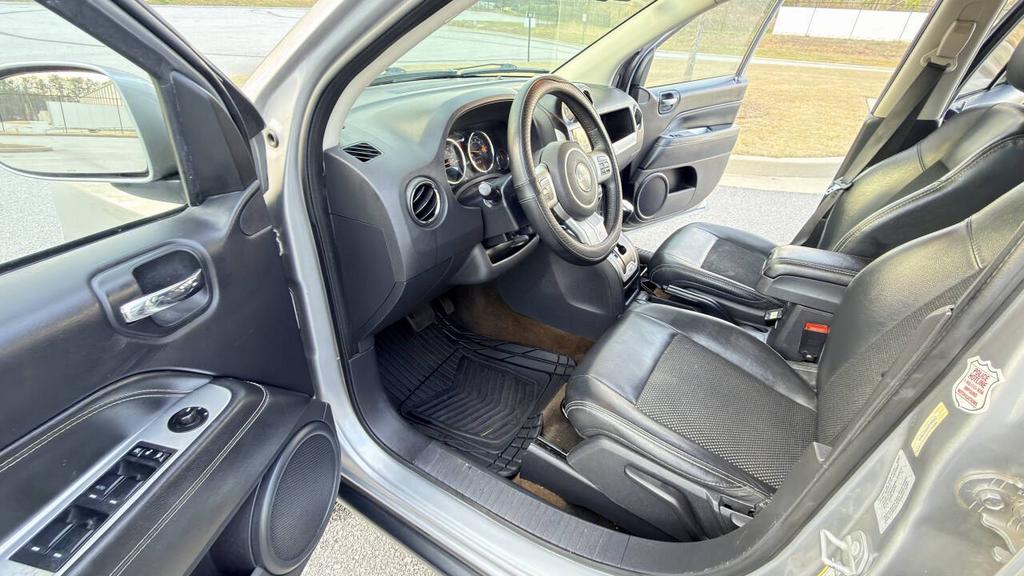 2017 Jeep Compass - $5,900