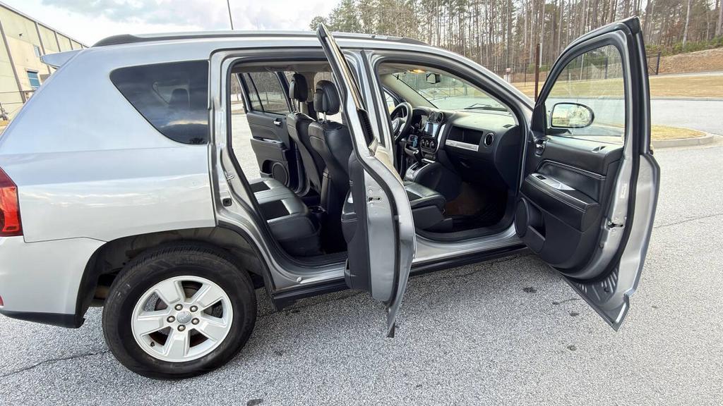 2017 Jeep Compass - $5,900