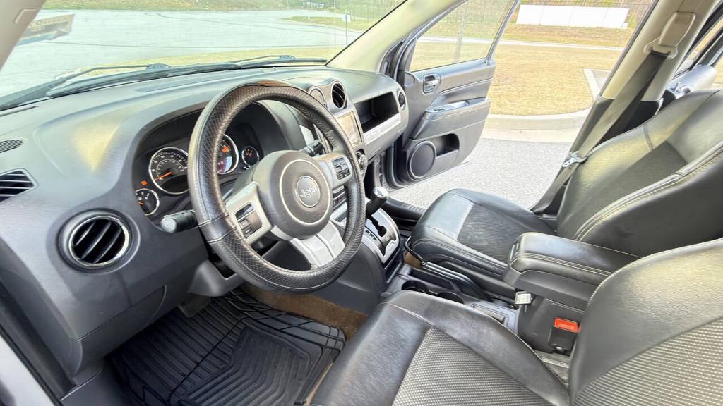 2017 Jeep Compass - $5,900