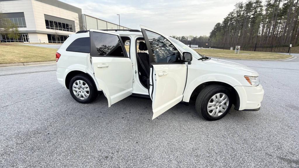 2017 Dodge Journey - $6,500