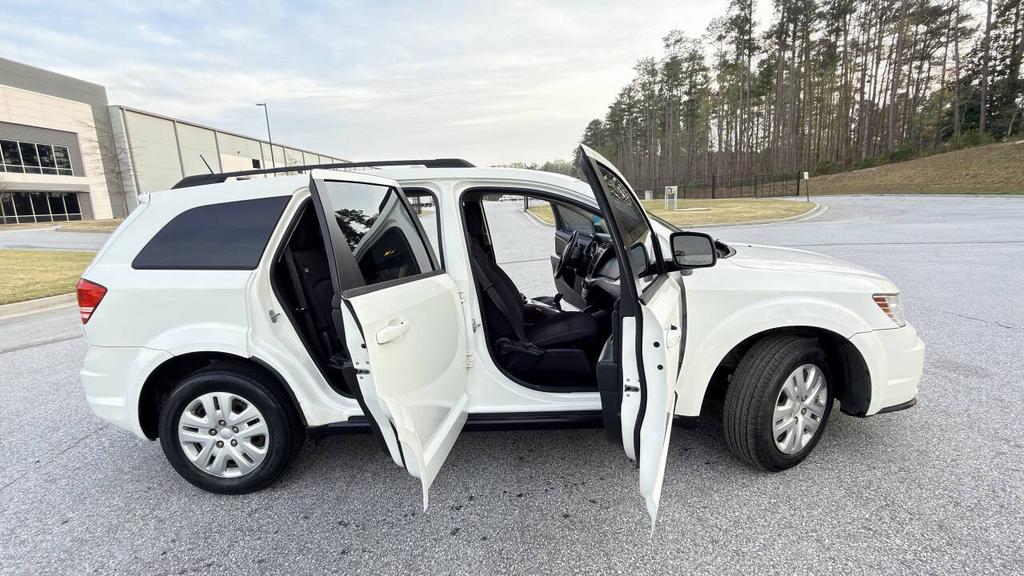 2017 Dodge Journey - $6,500