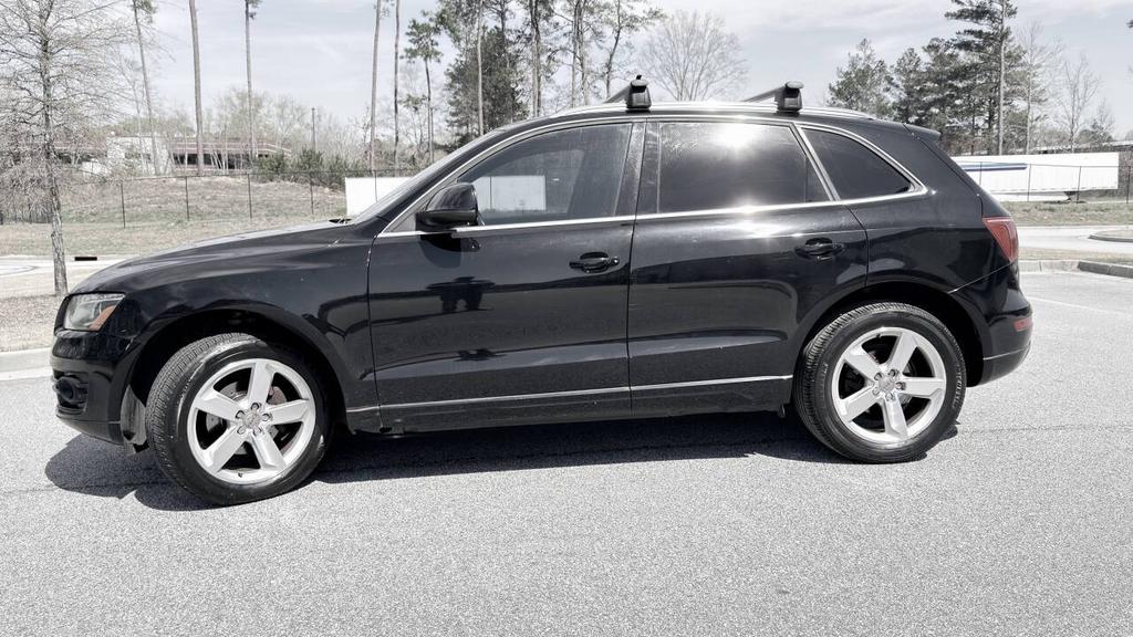 2010 Audi Q5 - $7,500
