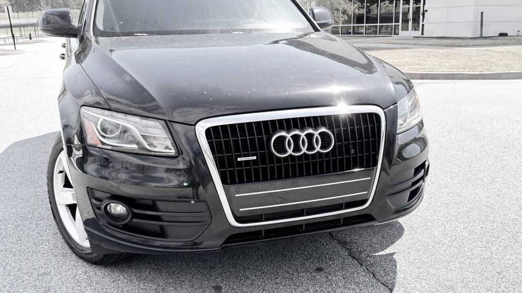 2010 Audi Q5 - $7,500
