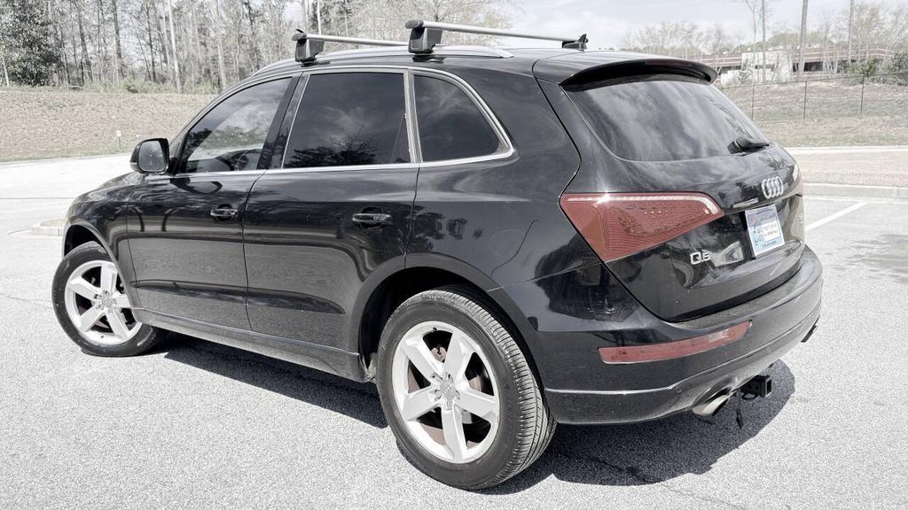 2010 Audi Q5 - $7,500