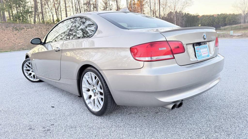 2009 BMW 3 Series - $4,900