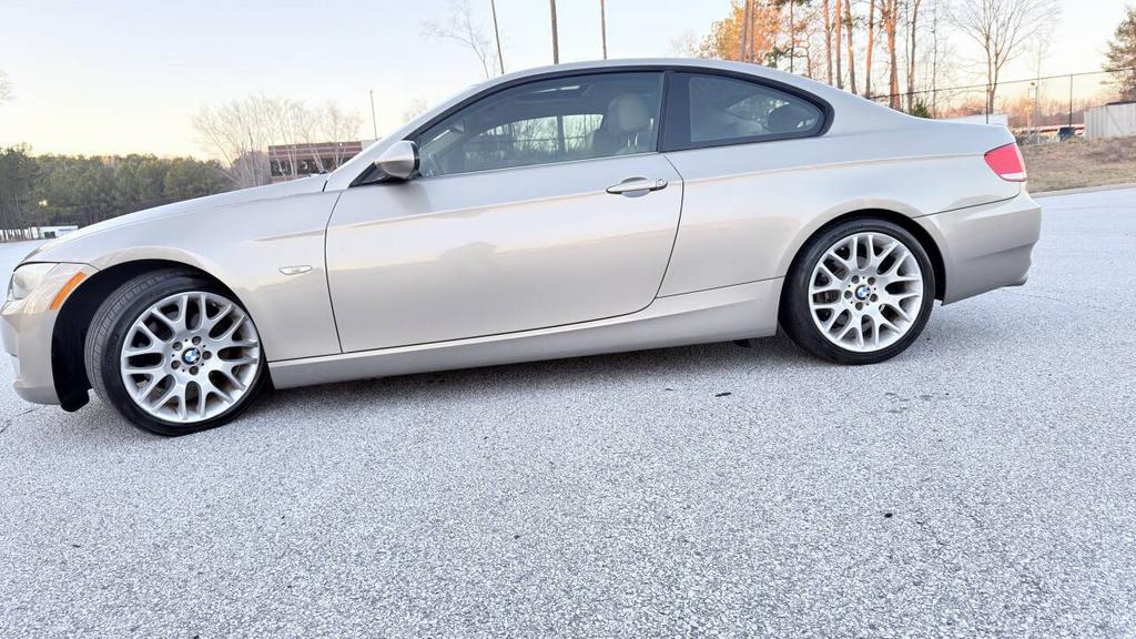 2009 BMW 3 Series - $4,900