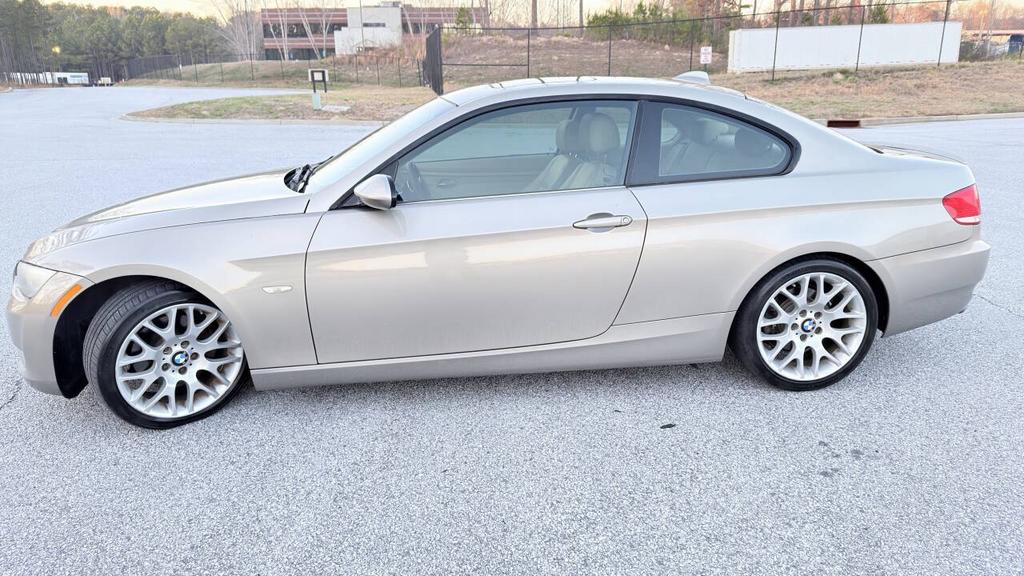 2009 BMW 3 Series - $4,900