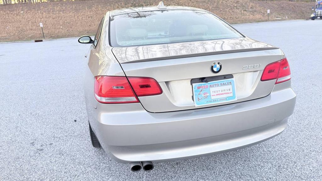2009 BMW 3 Series - $4,900