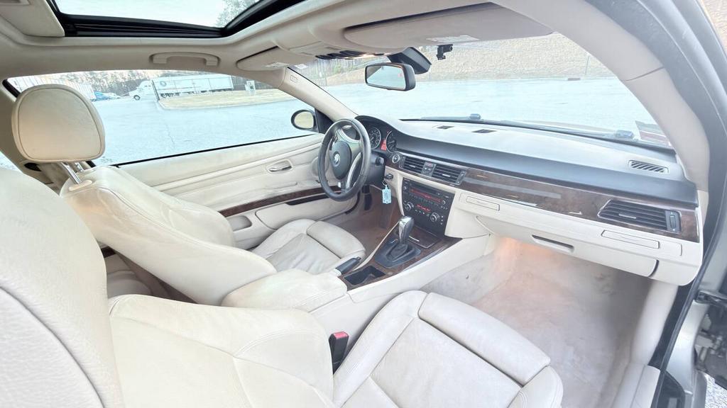 2009 BMW 3 Series - $4,900
