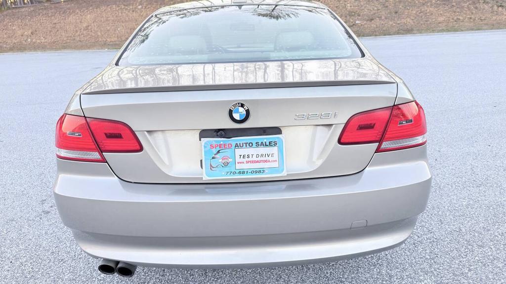 2009 BMW 3 Series - $4,900