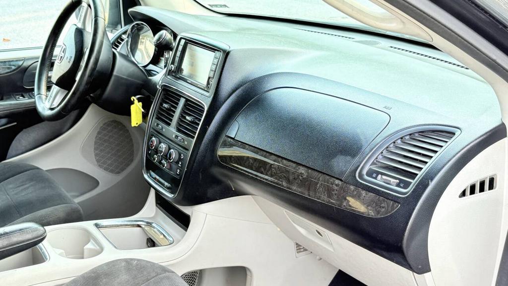 2012 Dodge Grand Caravan - $3,500