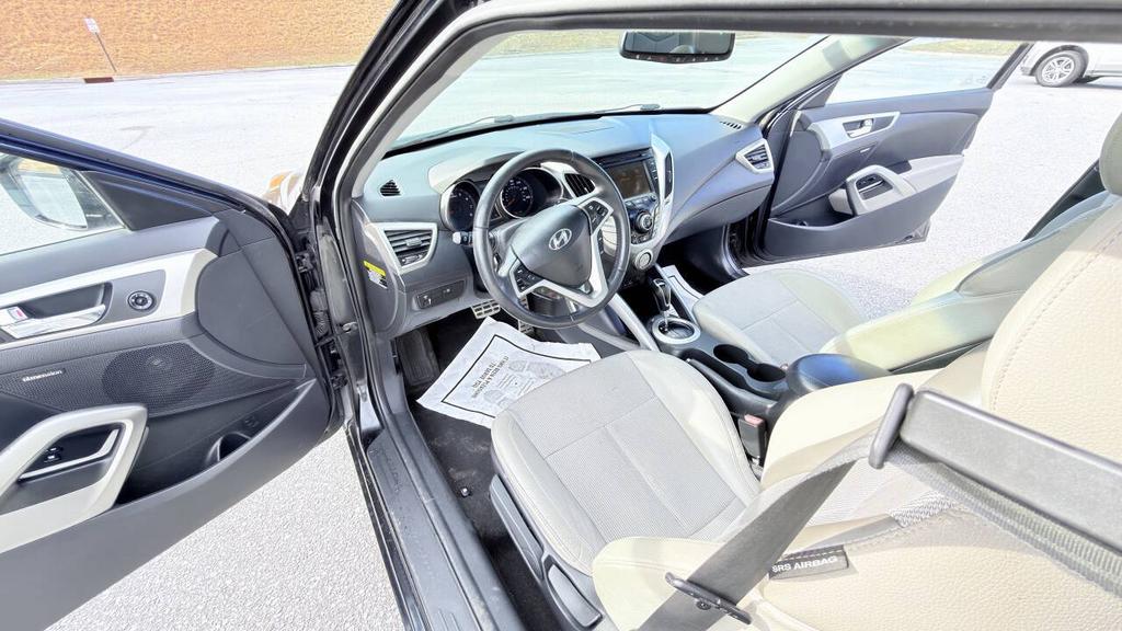 2013 Hyundai Veloster - $5,900