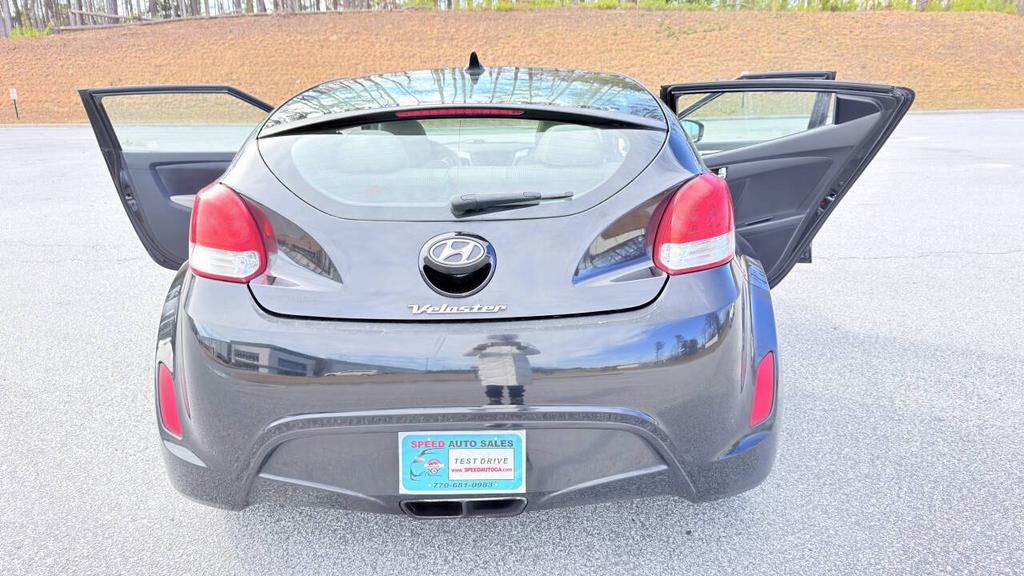 2013 Hyundai Veloster - $5,900
