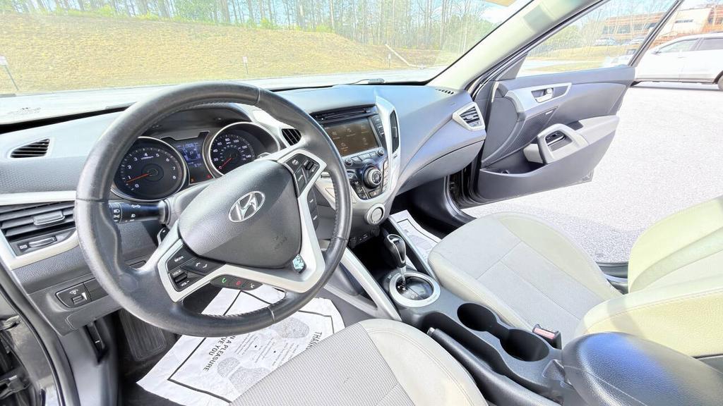 2013 Hyundai Veloster - $5,900