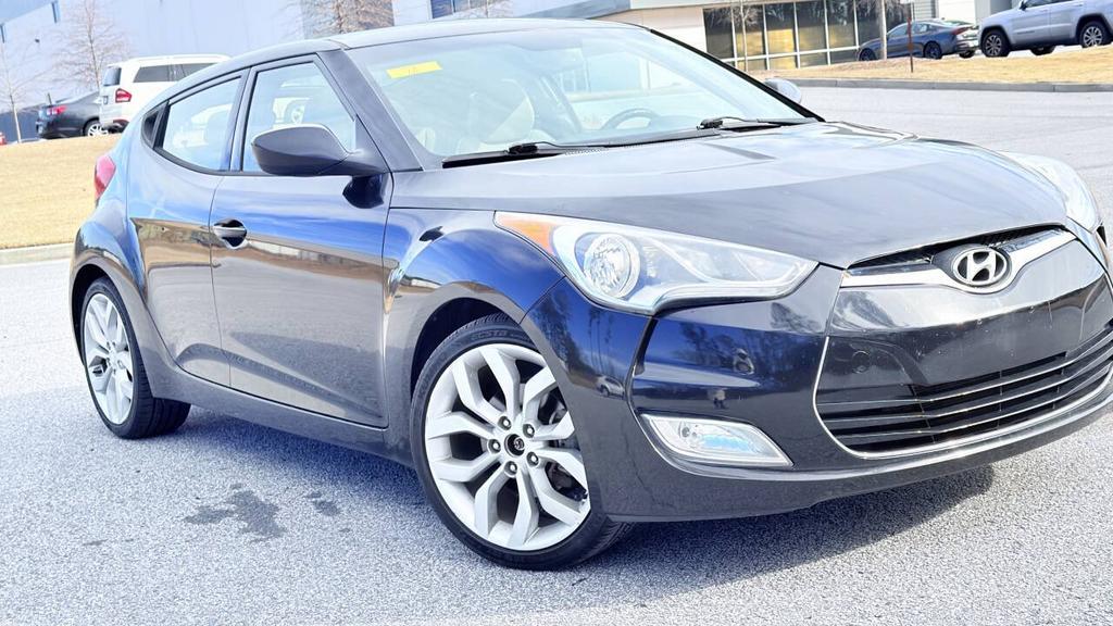 2013 Hyundai Veloster - $5,900