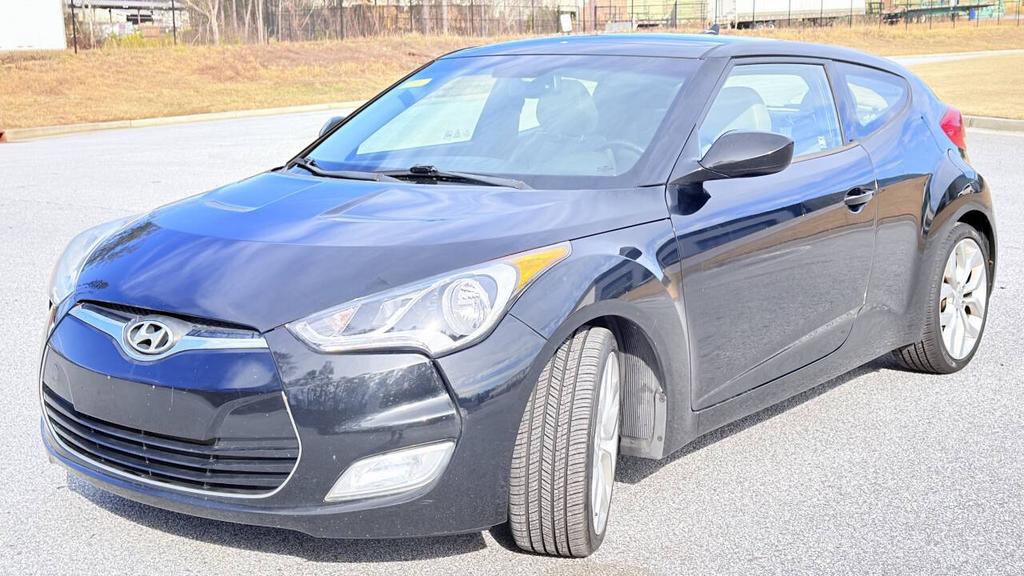 2013 Hyundai Veloster - $5,900