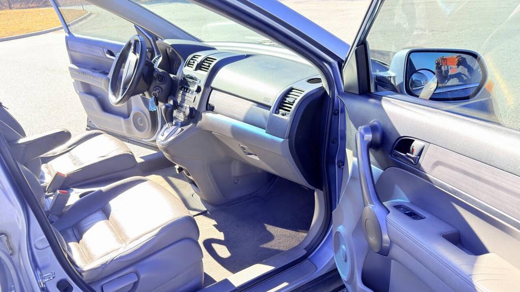 2009 Honda CR-V - $5,500