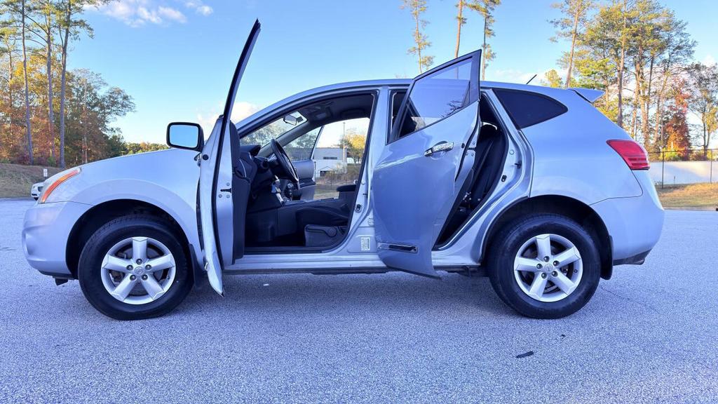 2013 Nissan Rogue - $4,900