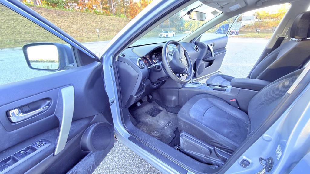 2013 Nissan Rogue - $4,900