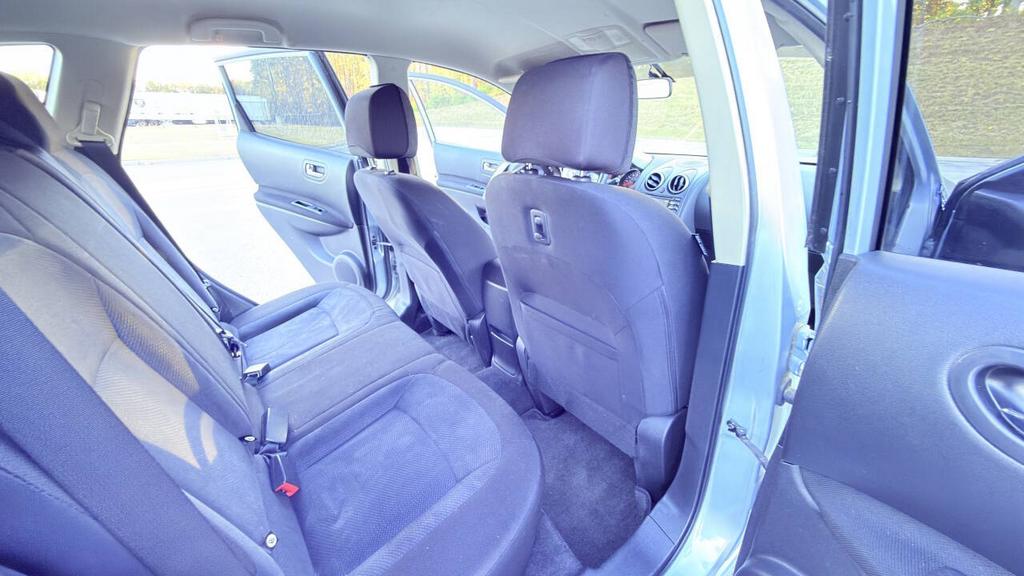 2013 Nissan Rogue - $4,900