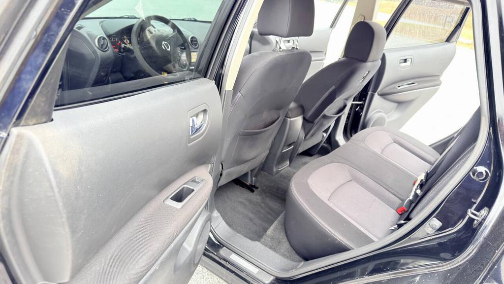 2012 Nissan Rogue - $4,500