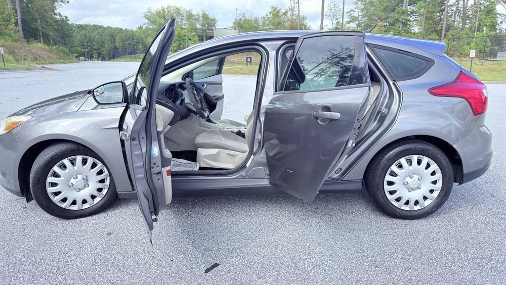2012 Ford Focus - $4,950