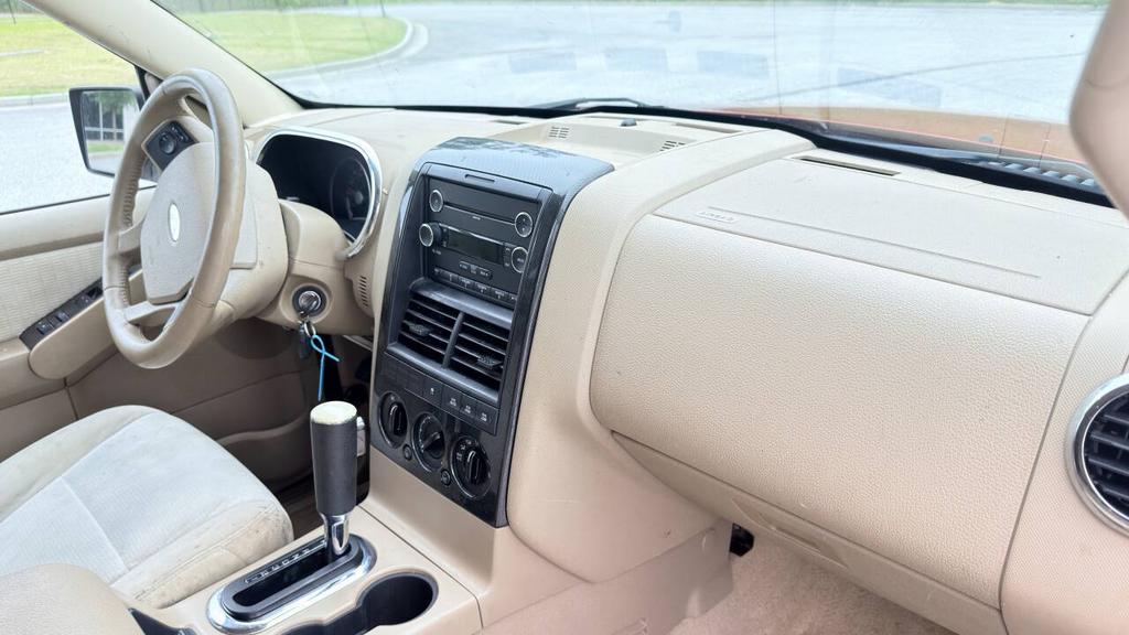 2010 Ford Explorer - $4,300