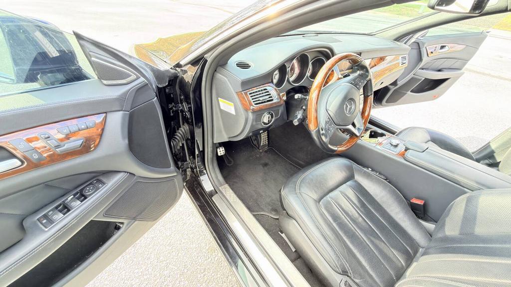 2012 Mercedes-Benz CLS-Class - $12,500