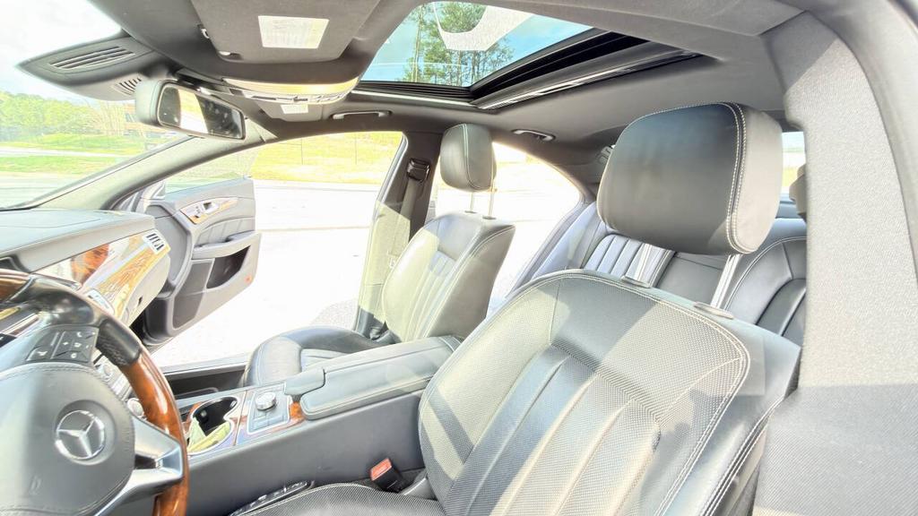 2012 Mercedes-Benz CLS-Class - $12,500