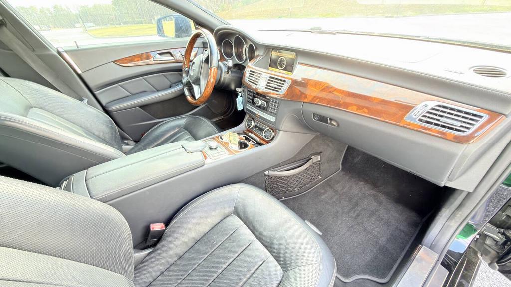 2012 Mercedes-Benz CLS-Class - $12,500