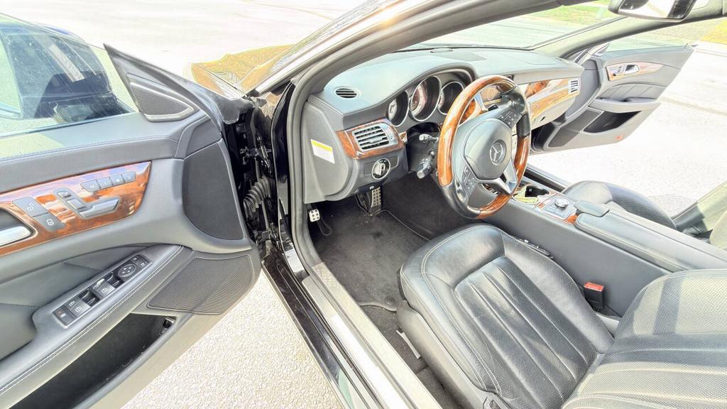 2012 Mercedes-Benz CLS-Class - $12,500