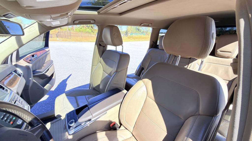 2013 Mercedes-Benz GL-Class - $7,500