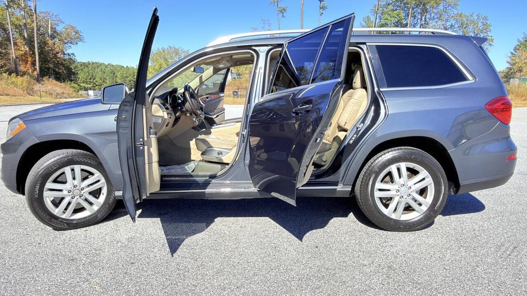 2013 Mercedes-Benz GL-Class - $7,500