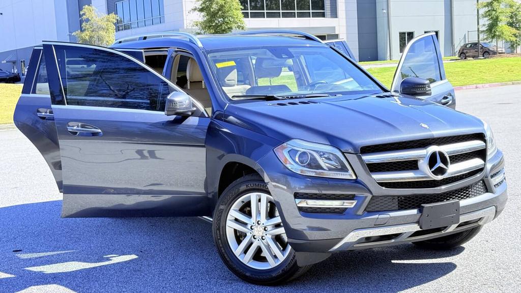 2013 Mercedes-Benz GL-Class - $7,500