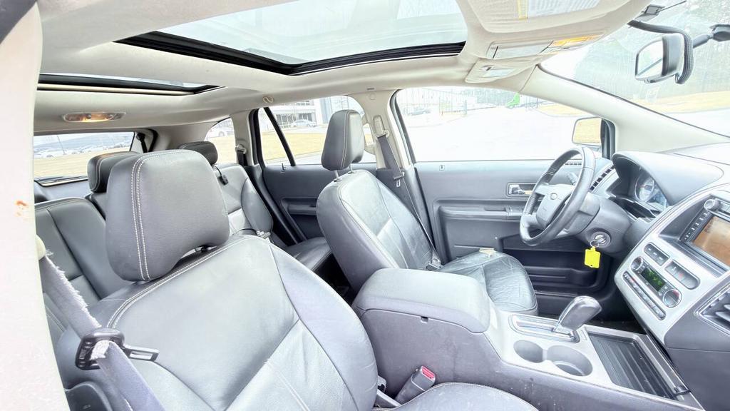2008 Ford Edge - $2,900