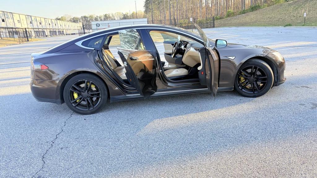 2013 Tesla Model S - $8,800