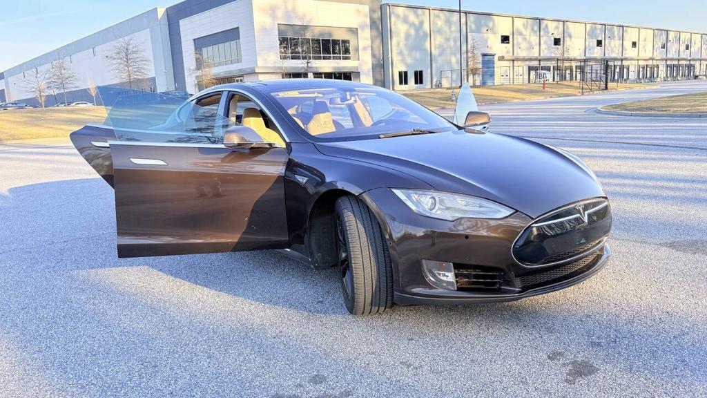 2013 Tesla Model S - $8,800