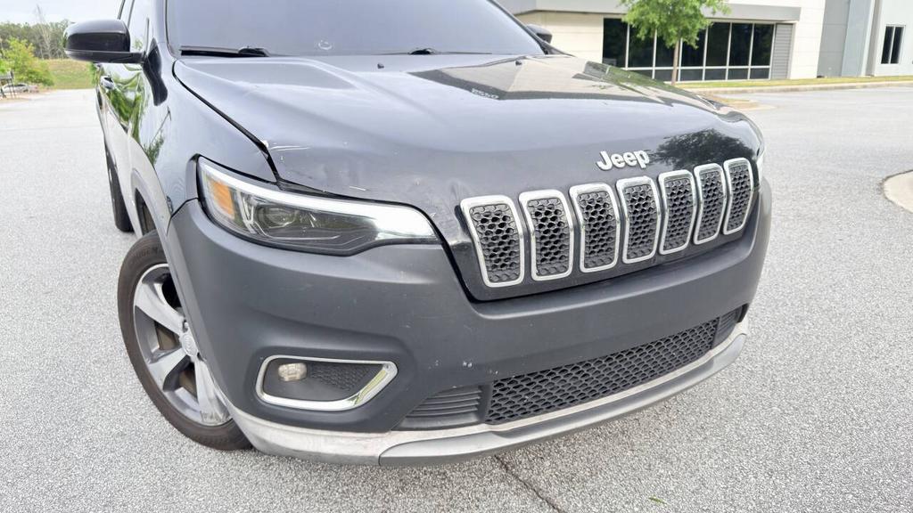 2019 Jeep Cherokee - $5,800