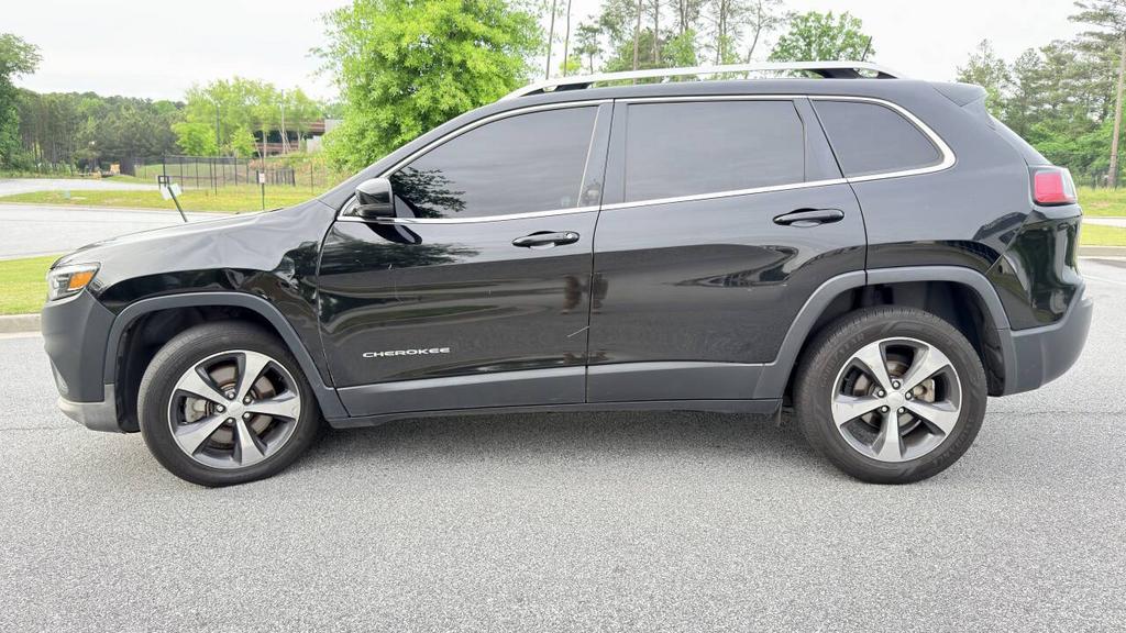 2019 Jeep Cherokee - $5,800