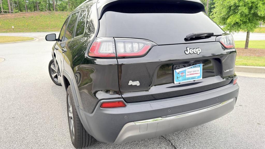 2019 Jeep Cherokee - $5,800