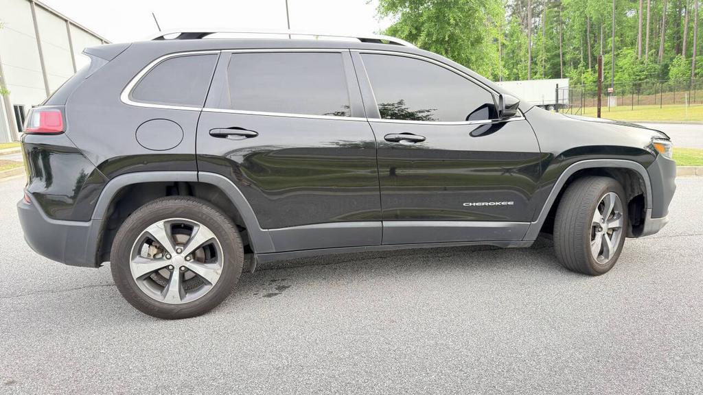 2019 Jeep Cherokee - $5,800