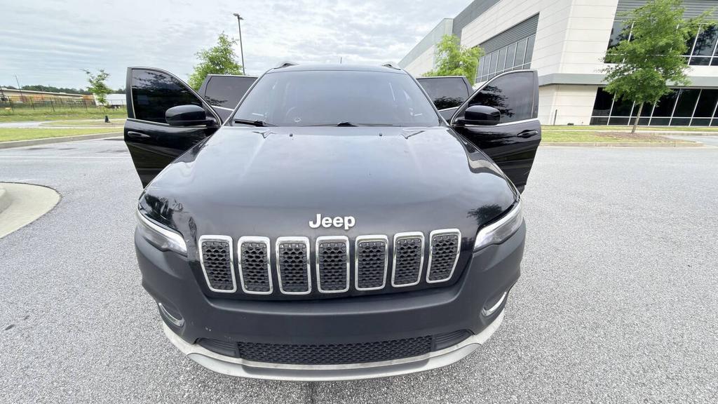 2019 Jeep Cherokee - $5,800