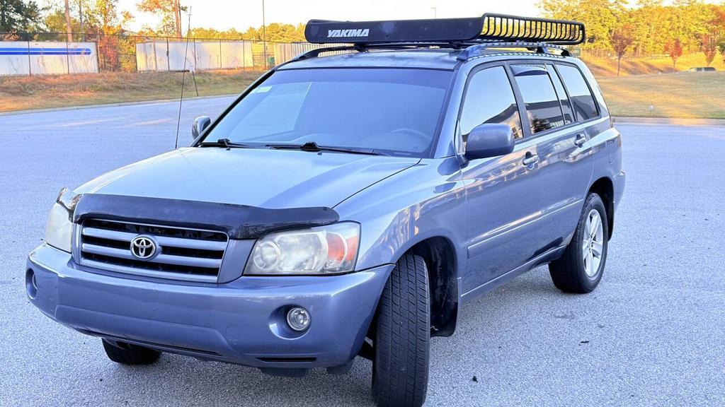 2005 Toyota Highlander - $4,900
