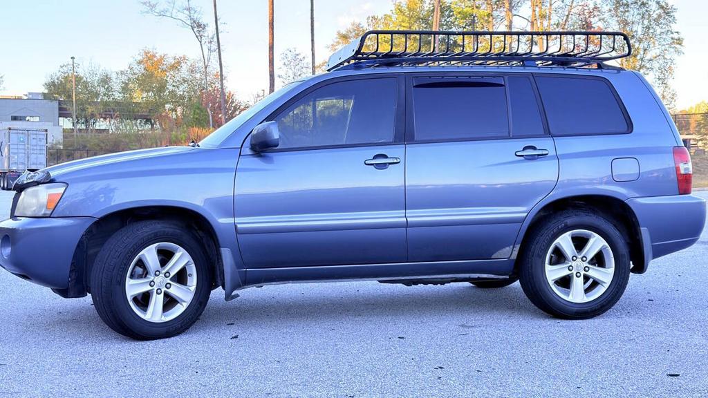 2005 Toyota Highlander - $4,900