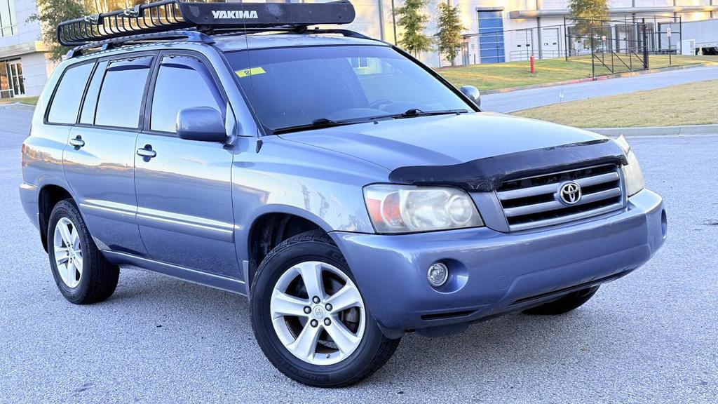 2005 Toyota Highlander - $4,900